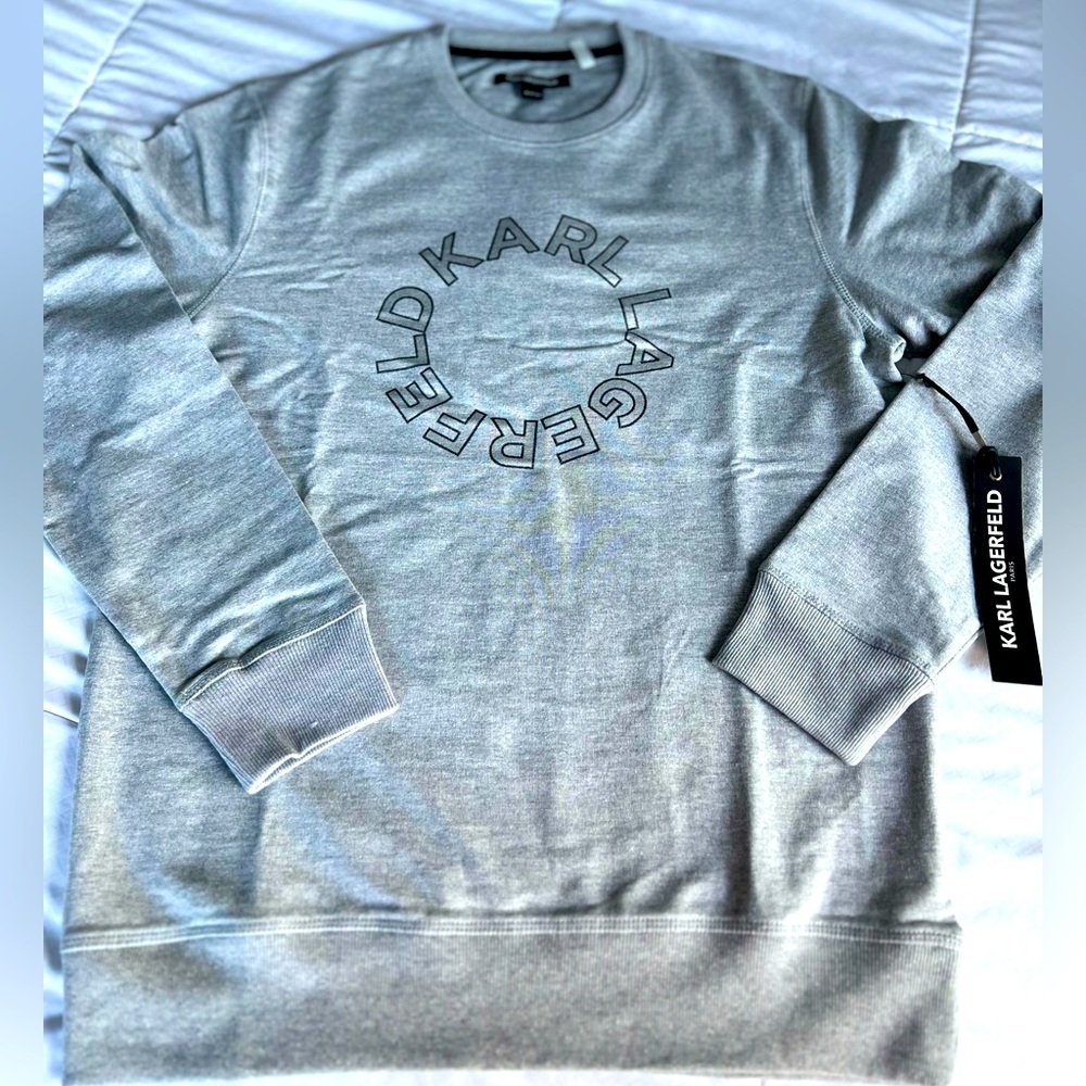 Karl Lagerfeld men’s light sweatshirt